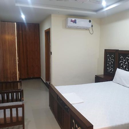 Dream Night Hotel Islamabad Buitenkant foto