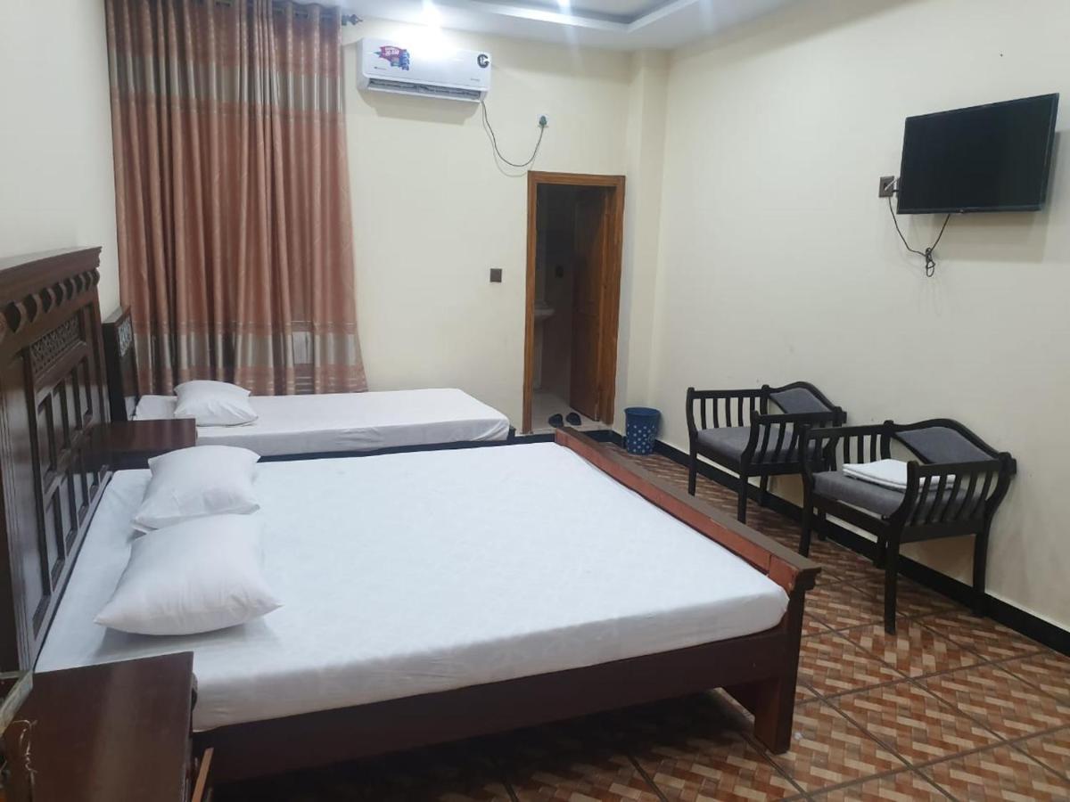 Dream Night Hotel Islamabad Buitenkant foto